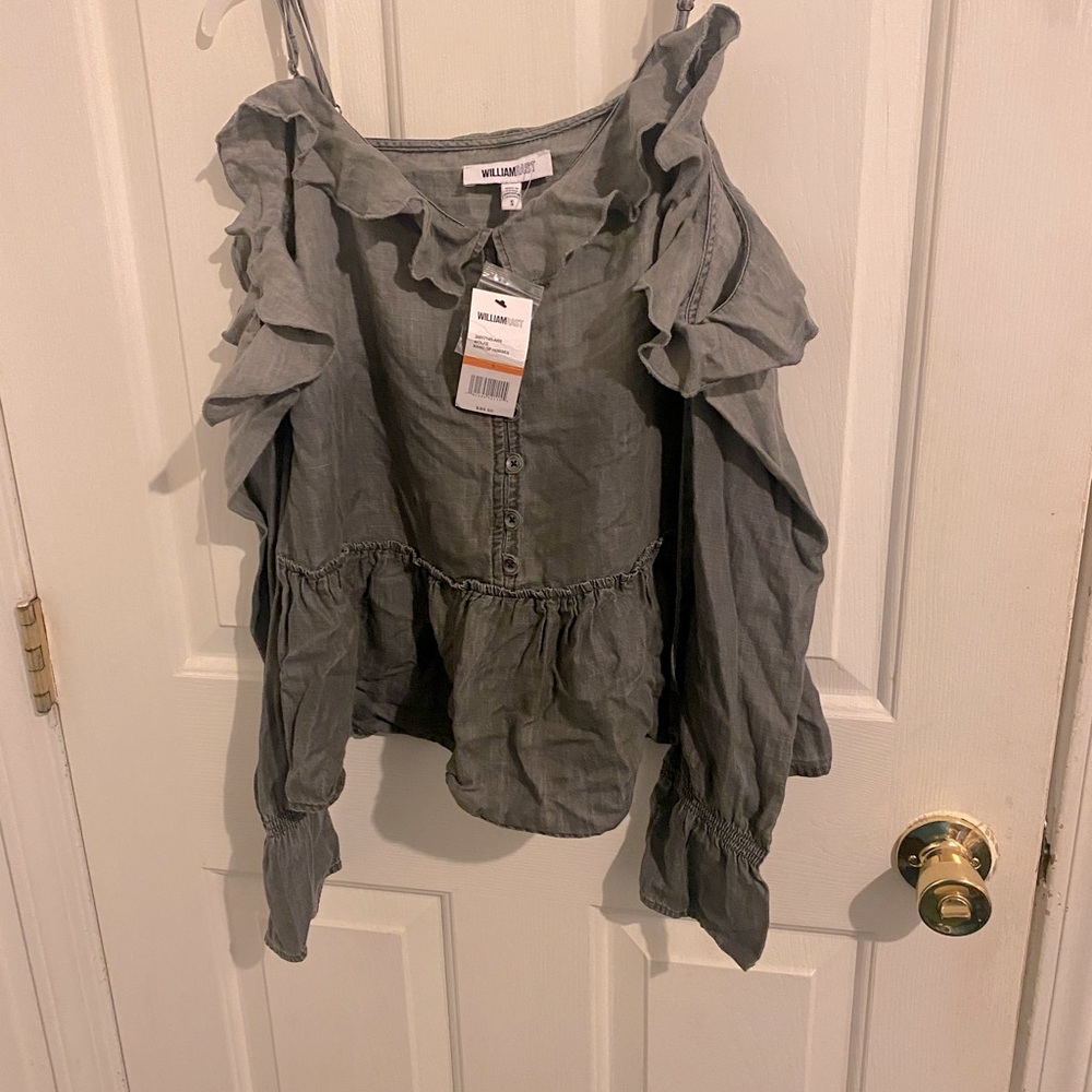 Women’s shirt